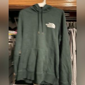 north face women’s hoodie